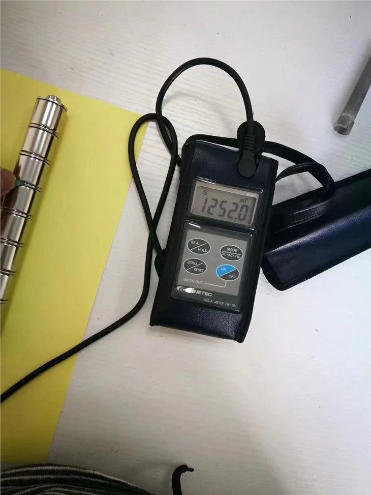 Magnetic bar for the grill (4)